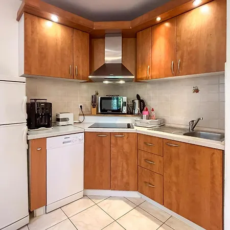 Apartamento Lovely In With Wifi *